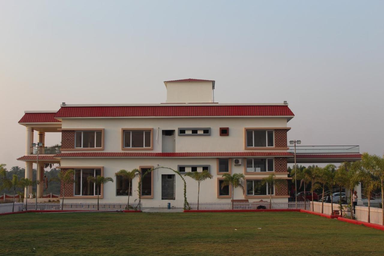 Flamingo Club And Resort Una 3 Km Away From Diu Check Post المظهر الخارجي الصورة