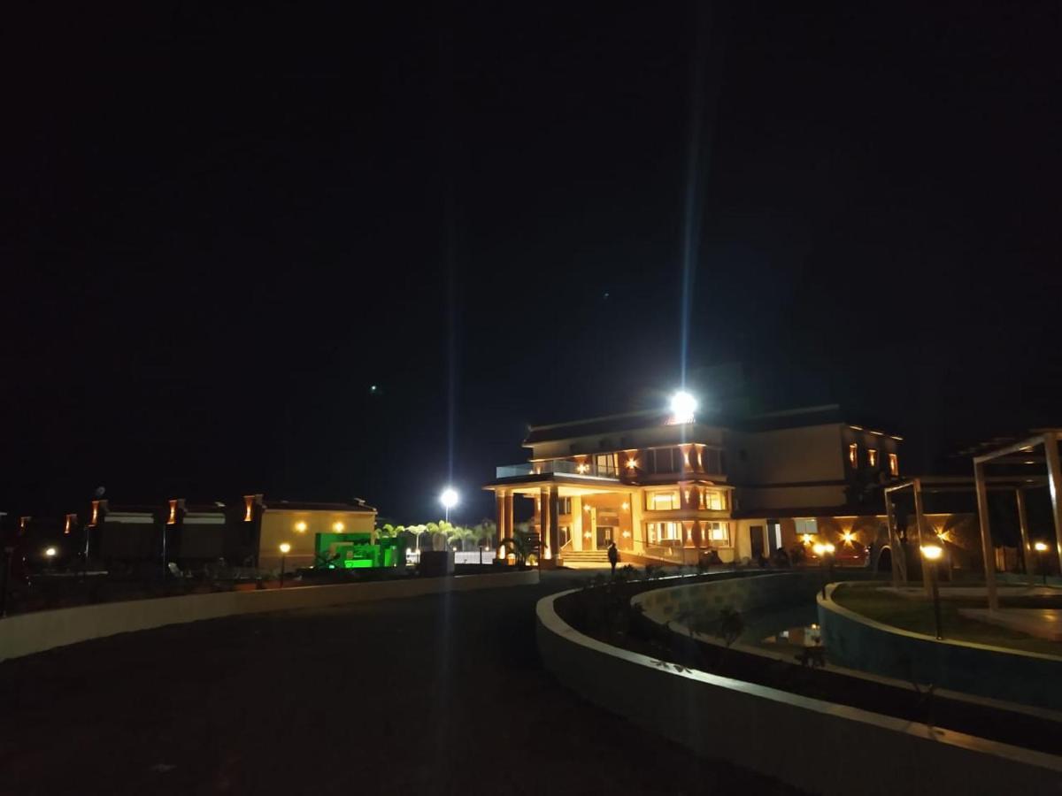 Flamingo Club And Resort Una 3 Km Away From Diu Check Post المظهر الخارجي الصورة