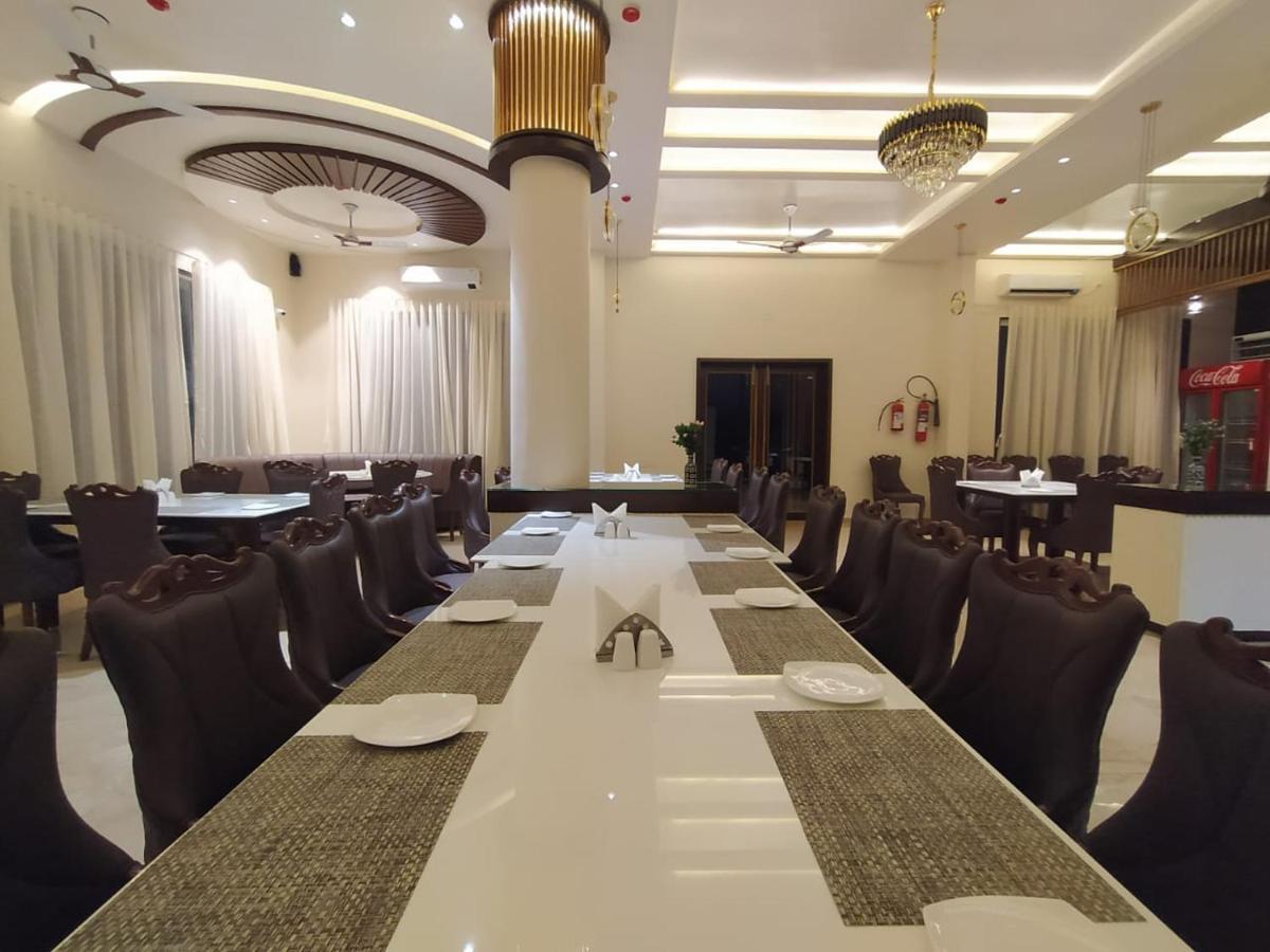 Flamingo Club And Resort Una 3 Km Away From Diu Check Post المظهر الخارجي الصورة