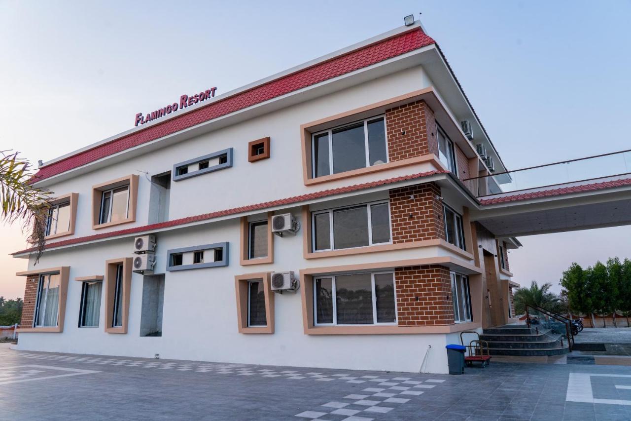 Flamingo Club And Resort Una 3 Km Away From Diu Check Post المظهر الخارجي الصورة