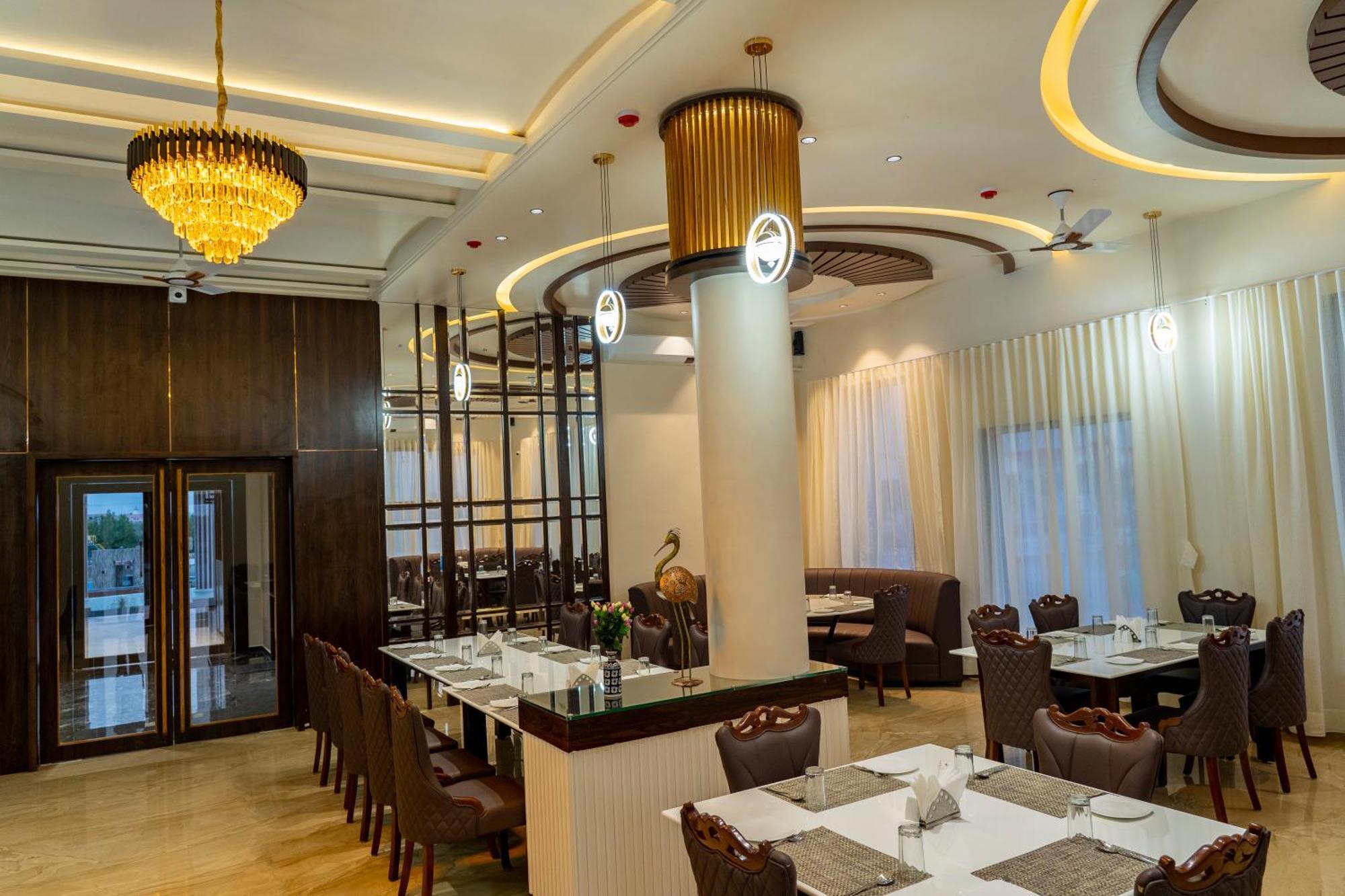 Flamingo Club And Resort Una 3 Km Away From Diu Check Post المظهر الخارجي الصورة